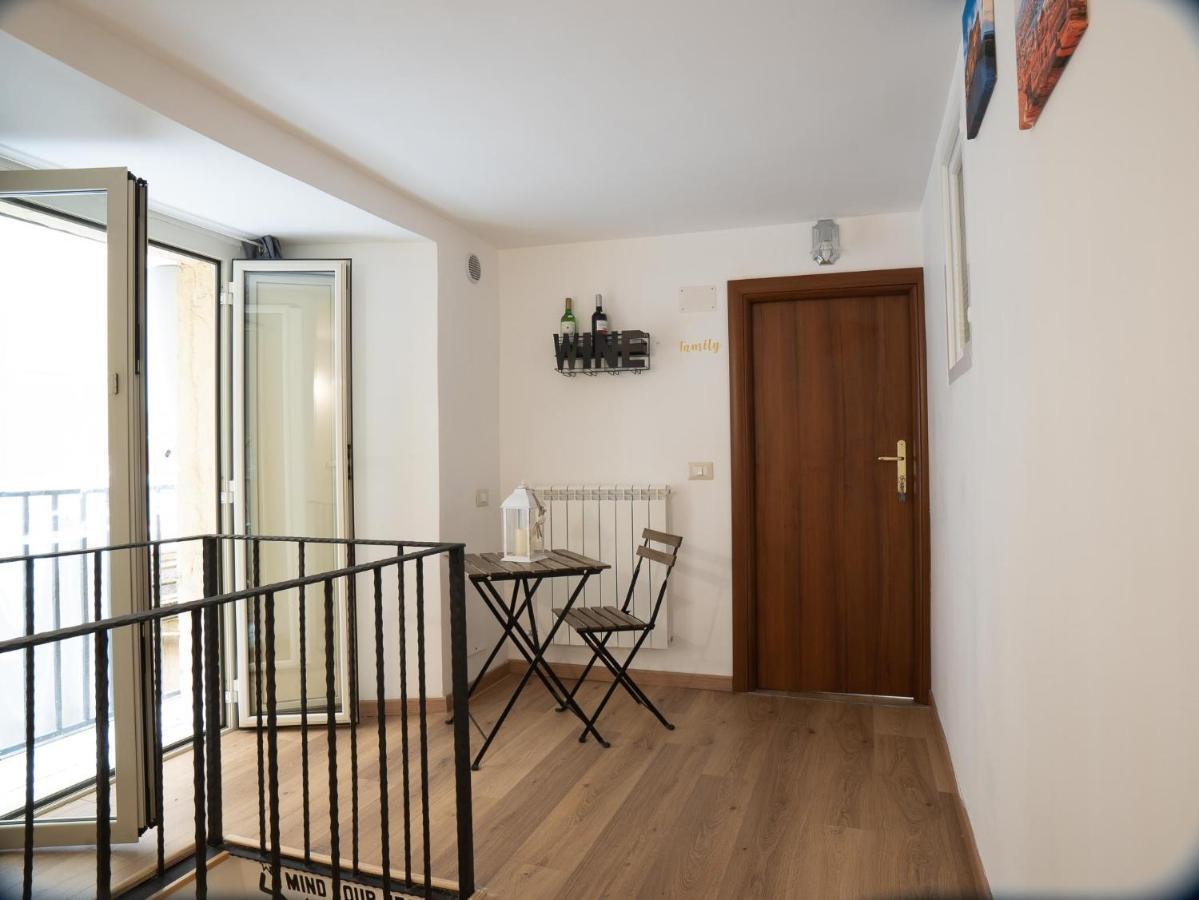 Hotel Athmosfera Nova 18 Neapol Zewnętrze zdjęcie