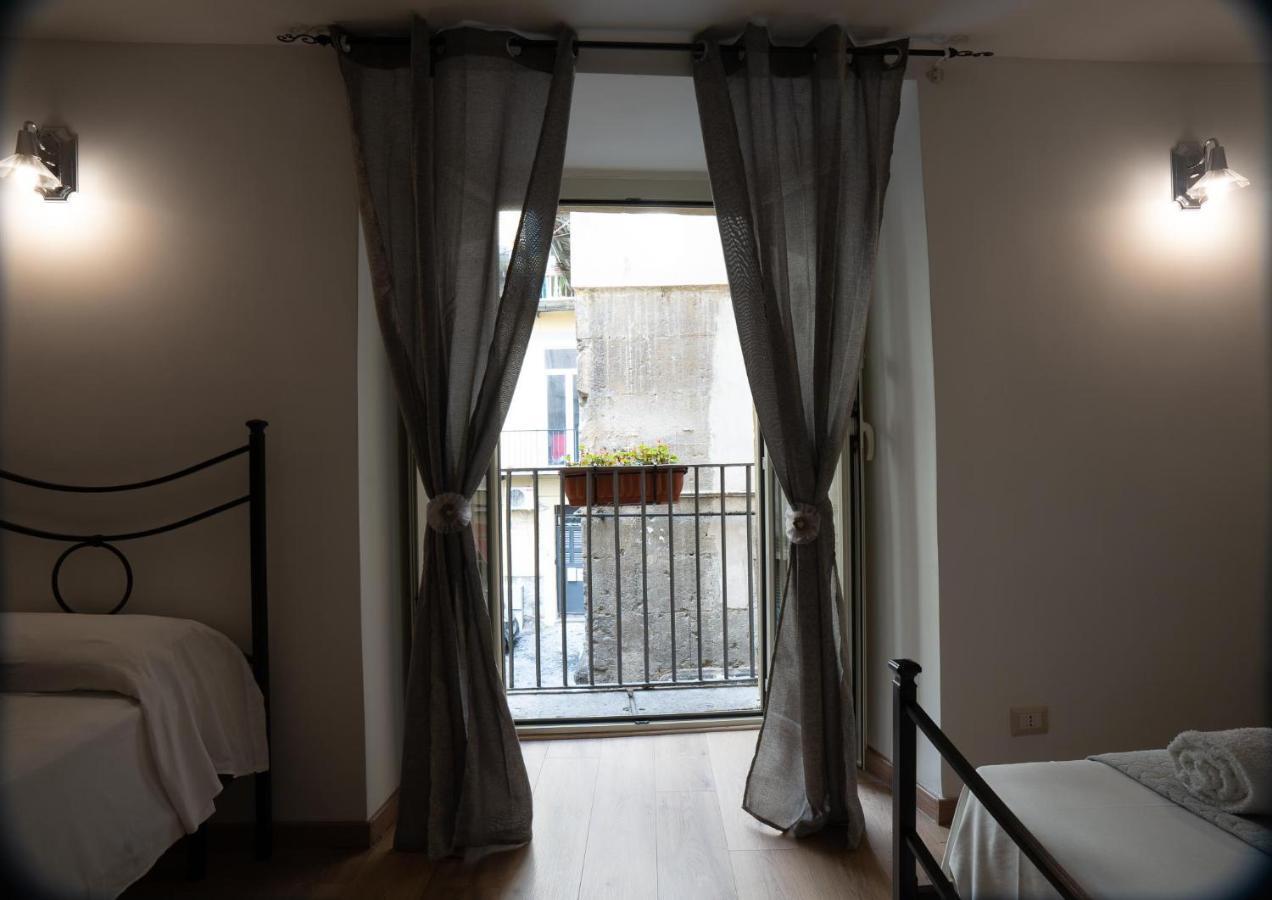 Hotel Athmosfera Nova 18 Neapol Zewnętrze zdjęcie